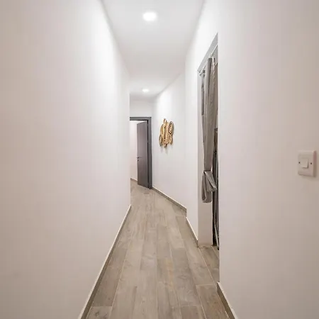 Cozy 2br With Balcony & Wifi In Msida By 360 Estates