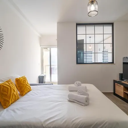 Apartment Cozy 2br With Balcony & Wifi In Msida By 360 Estates